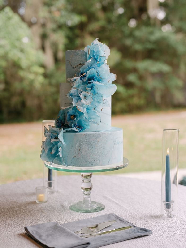 Modern Wedding Cake at Honey Horn Weddings in Hilton Head Island SC