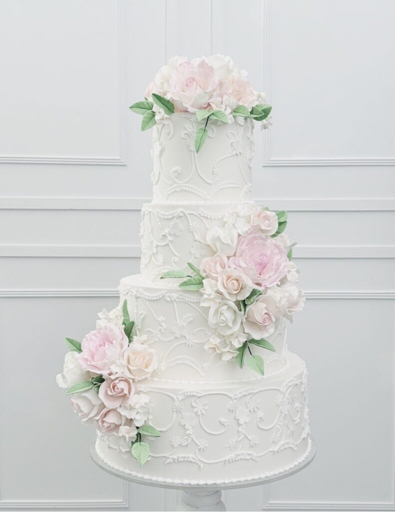 Luxury wedding Cake by Dflavorcc