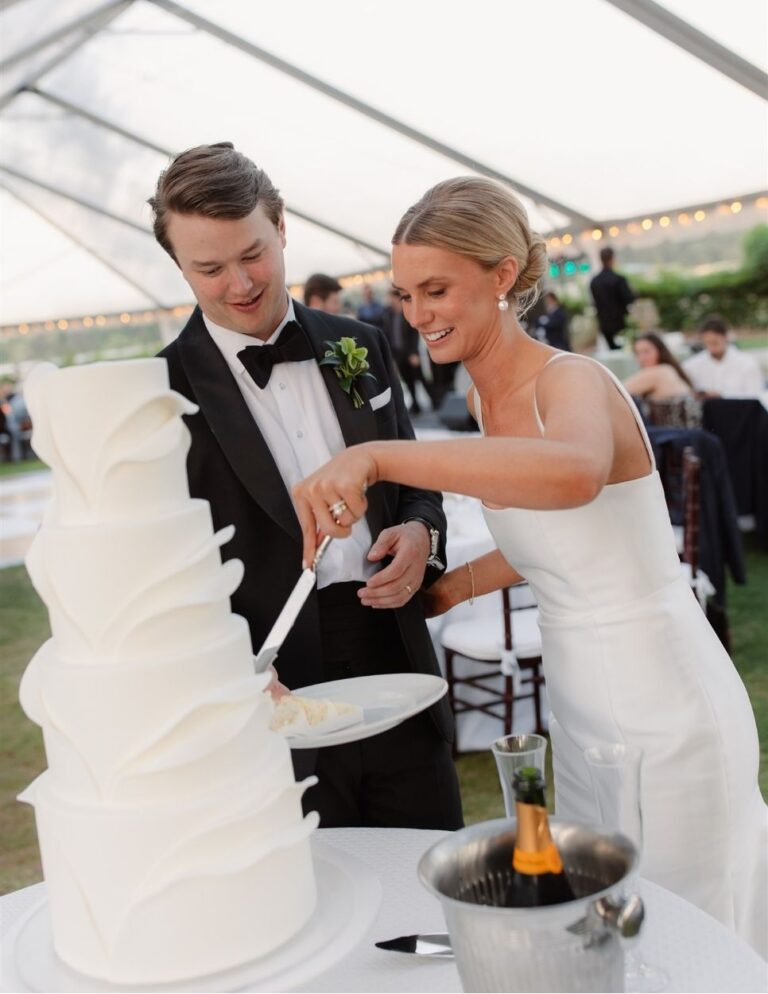 Modern Luxury wedding cake at Oldfield Plantation in Bluffton SC